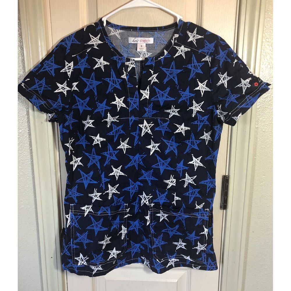 Koi Stretch By Kathy Peterson Womens Small Blue Stars Short Sleeve Scrub Top